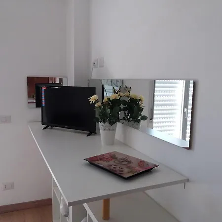 Patry' House Апартаменти Джардіні-Наксос